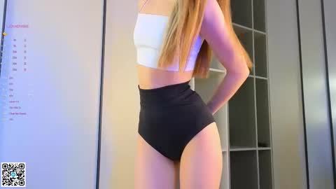 Snapshot of victoriahouston chatting on 24, 9, 2025 victoriahouston online show from 24, 9, 2025