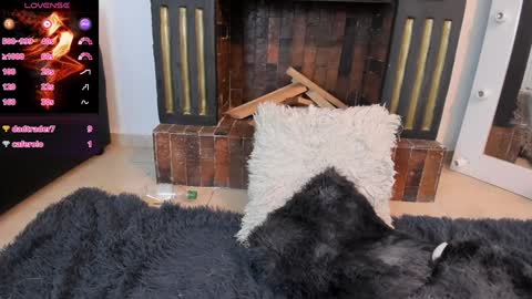 Victoria  online show from 13, 1, 2025