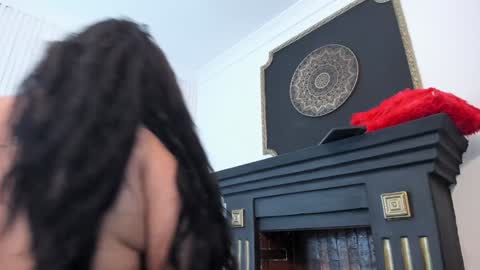 Victoria  online show from 18, 1, 2025