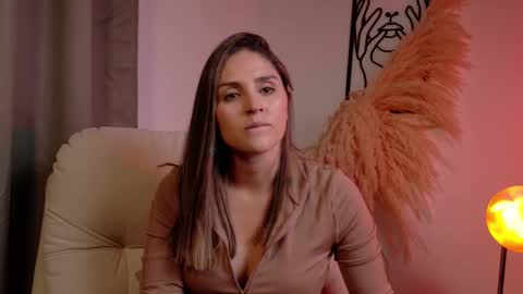 VictoriaNova online show from 25, 2, 2026