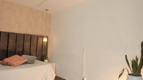 Maria Victoria online show from 8, 2, 2025