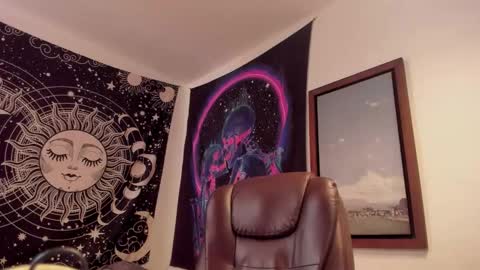 Snapshot of victorino_jhonson chatting on 2, 5, 2026 Victorino Jhonson online show from 2, 5, 2026