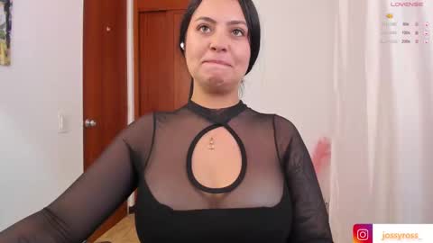 V  I C  T O R I A  online show from 11, 3, 2025