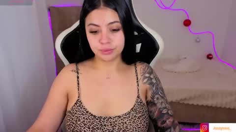 V  I C  T O R I A  online show from 28, 11, 2025