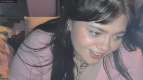 Snapshot of viennavisabelle chatting on 23, 12, 2025 viennavisabelle online show from 23, 12, 2025