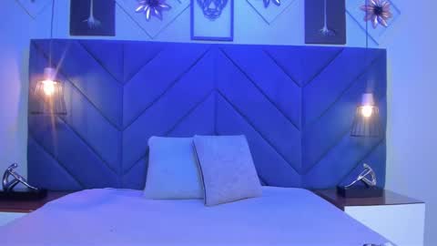 Viiolett online show from 23, 2, 2025