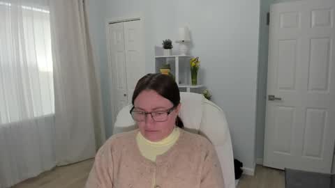 Ukrainian-woman online show from 12, 3, 2025