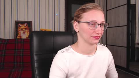 Snapshot of vikaericka chatting on 17, 2, 2026 Vika online show from 17, 2, 2026