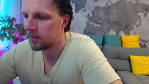 vikingchrisss online show from 17, 4, 2026
