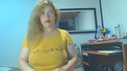 VIKKKTORIAAA online show from 12, 3, 2025