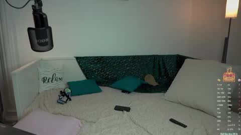 Snapshot of viktor_secret chatting on 7, 6, 2026 fansly VITEKsecret online show from 7, 6, 2026