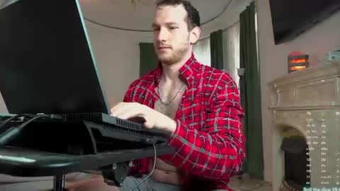 Snapshot of viktor_secret chatting on 13, 6, 2026 fansly VITEKsecret online show from 13, 6, 2026