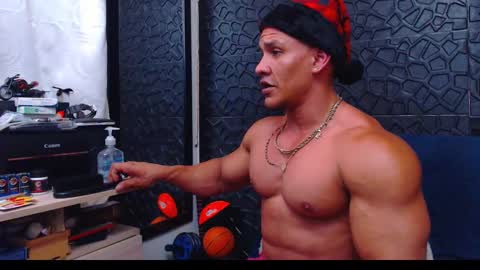 Snapshot of viktorherrera chatting on 24, 12, 2024 Viktor Herrera online show from 24, 12, 2024