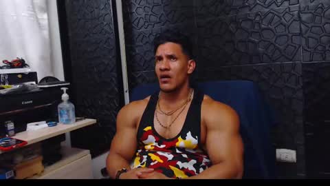 Snapshot of viktorherrera chatting on 30, 1, 2025 Viktor Herrera online show from 30, 1, 2025