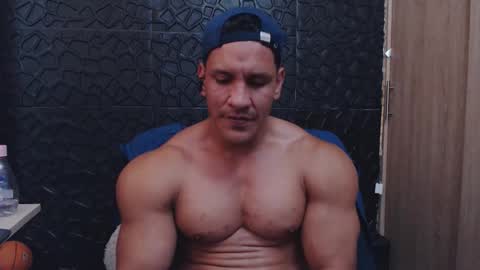 Viktor Herrera online show from 13, 12, 2025