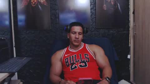 Snapshot of viktorherrera chatting on 20, 5, 2026 Viktor Herrera online show from 20, 5, 2026