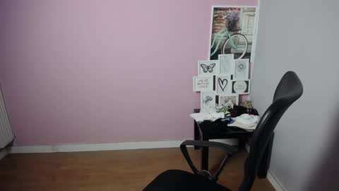 viktoria_lovely online show from 2, 1, 2025