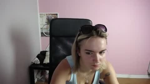 viktoria_lovely online show from 26, 6, 2026