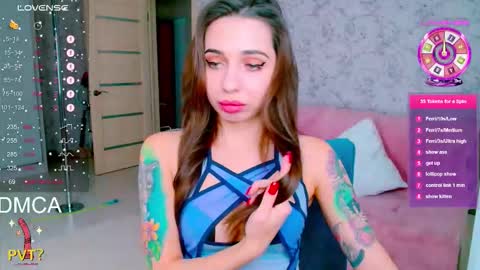 Vinkiepinkie online show from 12, 10, 2025