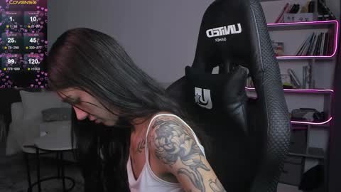 vinkitinkii online show from 31, 1, 2025