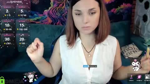 Snapshot of vinter_girl chatting on 13, 9, 2025 vinter_girl online show from 13, 9, 2025