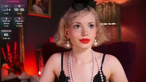 Snapshot of vinyl_kiss chatting on 20, 7, 2026 Carrie Next streams Sat Sun 3pm-11pm EST online show from 20, 7, 2026