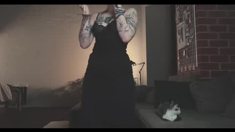 Snapshot of vinylstore chatting on 22, 1, 2025 Diva Silvia online show from 22, 1, 2025