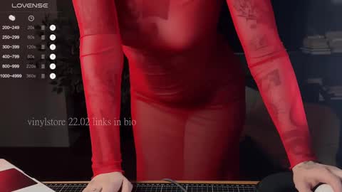 Snapshot of vinylstore chatting on 22, 2, 2025 Diva Silvia online show from 22, 2, 2025