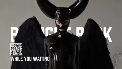 Snapshot of vinylstore chatting on 5, 10, 2025 Diva Silvia online show from 5, 10, 2025