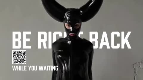 Snapshot of vinylstore chatting on 27, 10, 2025 Diva Silvia online show from 27, 10, 2025