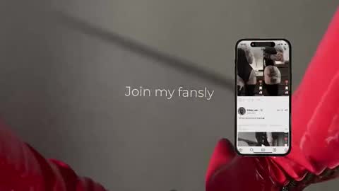 Snapshot of vinylstore chatting on 21, 11, 2025 Diva Silvia online show from 21, 11, 2025