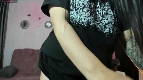 Snapshot of vio_let_ chatting on 26, 9, 2025 Daniela online show from 26, 9, 2025