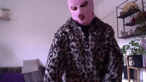 Violette online show from 15, 3, 2026