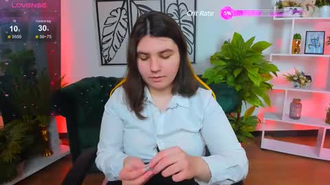 Snapshot of viola__shy chatting on 4, 3, 2025 Viola online show from 4, 3, 2025