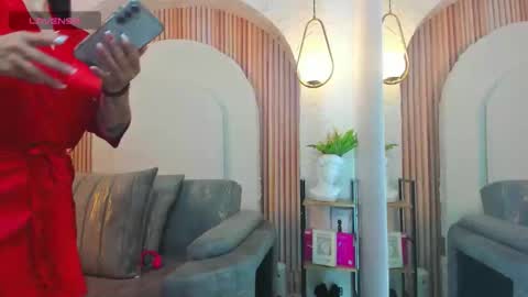 Violette online show from 14, 2, 2026