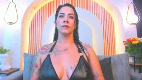 Violette online show from 29, 5, 2026