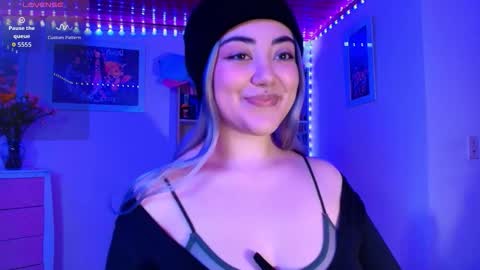 violet online show from 22, 12, 2025