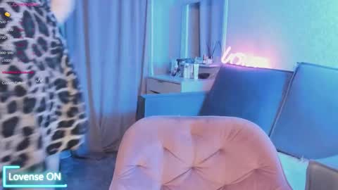 violet____h online show from 18, 10, 2025