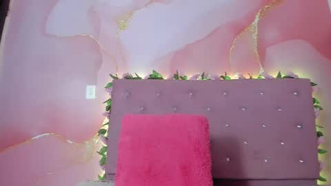 violet__taylor_ online show from 9, 4, 2026