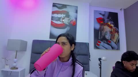 Violet and Myers online show from 12, 10, 2025