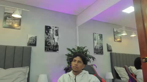 Violet and Myers online show from 13, 11, 2025