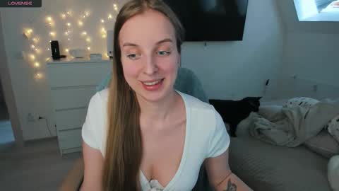 Violet online show from 27, 3, 2026