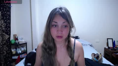Snapshot of violet_bosh chatting on 18, 5, 2026 Violet online show from 18, 5, 2026