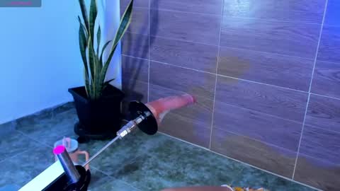 Violet Fiore online show from 30, 7, 2026
