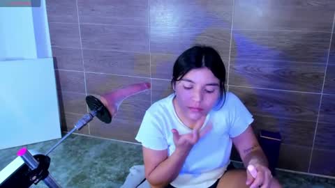 Violet Fiore online show from 4, 8, 2026