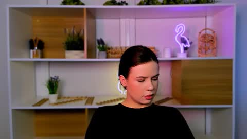 violet_moxi online show from 4, 12, 2025