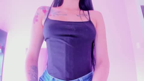 Snapshot of violet_myerrs chatting on 15, 9, 2025 violet online show from 15, 9, 2025