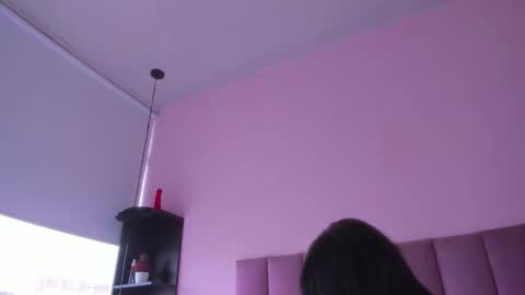 Snapshot of violet_myerrs chatting on 18, 9, 2025 violet online show from 18, 9, 2025