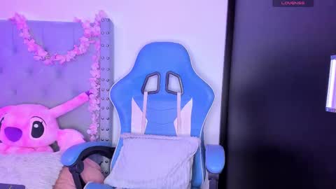  Violet  online show from 12, 9, 2025