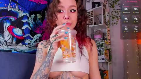 Violet online show from 23, 3, 2026